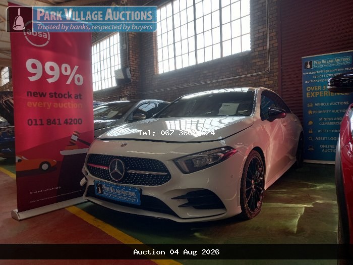 2020 MERCEDES -BENZ A200 4DR (ODO : 137055)