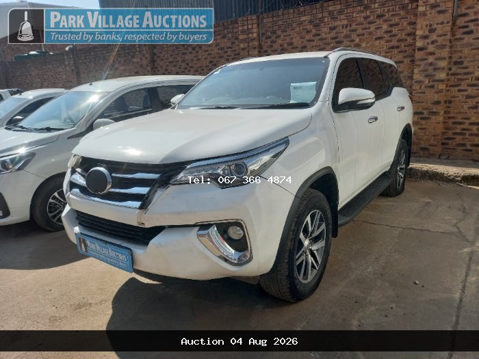 2017 TOYOTA FORTUNER 2.8GD-6 RB AT (ODO : 226685)