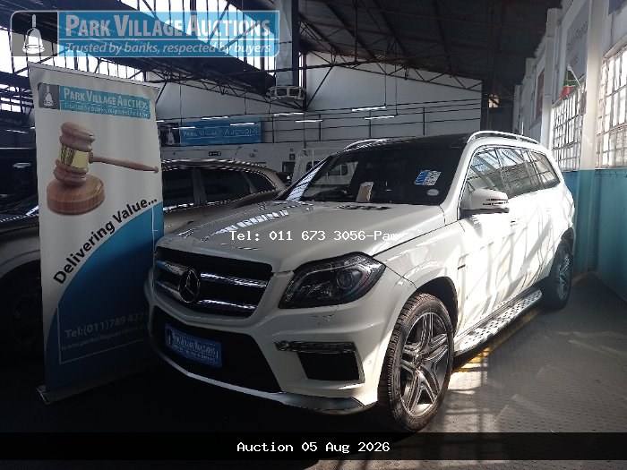 2013 MERCEDES BENZ GL 63 AMG (ODO : 141229)