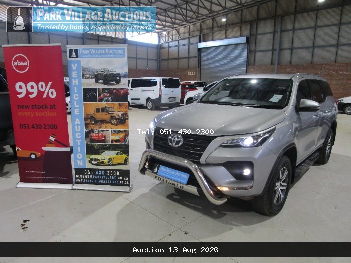 2021 TOYOTA FORTUNER 2.4GD-6 RB AT (ODO : 156827)