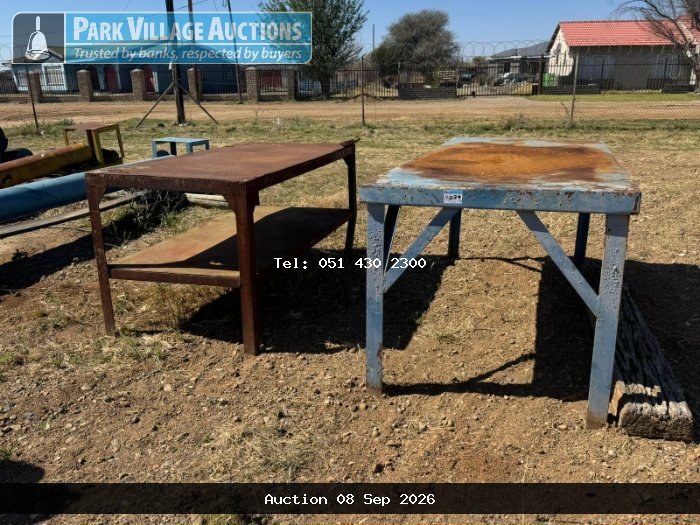 2X WORKSHOP BENCHES