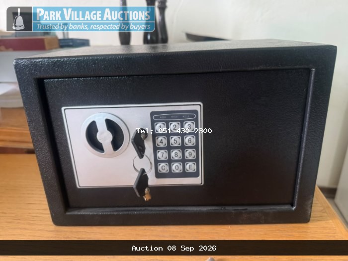 SMALL BLACK SAFE WITH KEY