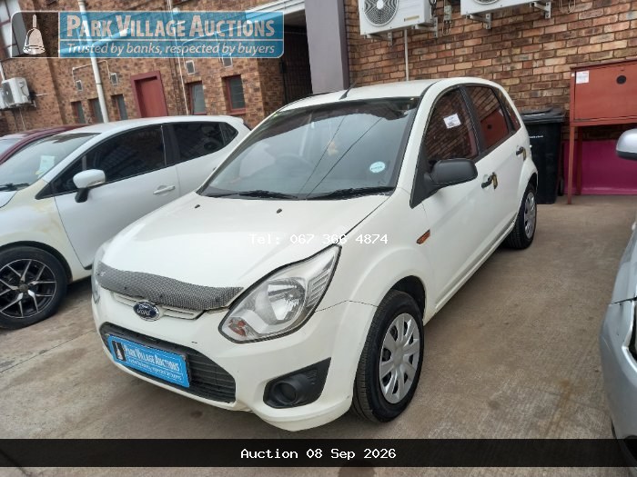 2015 FORD FIGO 1.4 AMBIENTE (ODO : 226599)