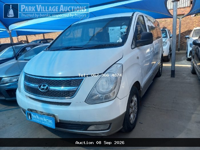 2015 HYUNDAI H-1 2.5 CRDI VGT WAGON AT (ODO : 286577)