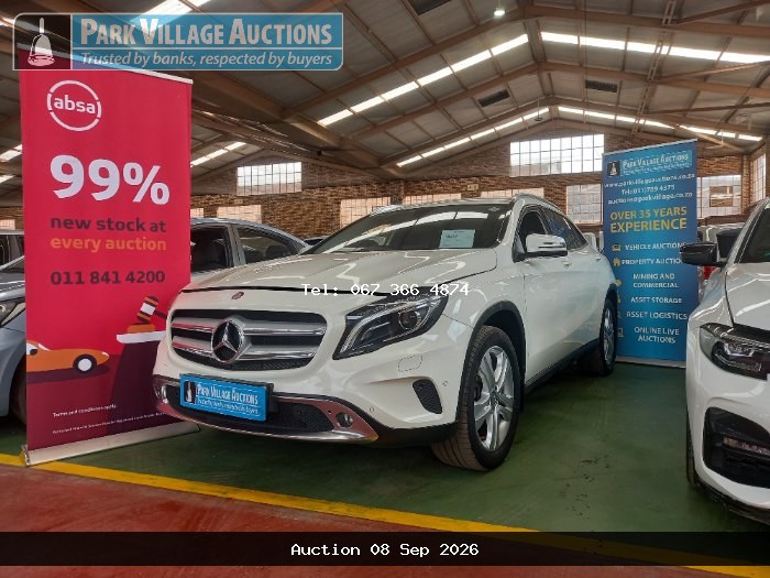 2016 MERCEDES -BENZ GLA 200 CDI AT (ODO : 131637)