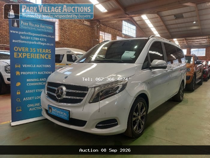 2015 MERCEDES -BENZ V220 CDI AVANTGARDE AT (ODO : 300201)