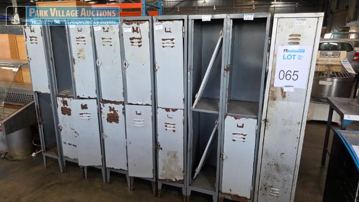 9 X STEEL SINGLE DOOR LOCKERS