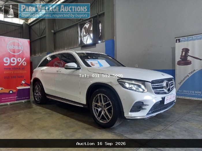 2017 MERCEDES GLC 300 AMG (ODO : 284074)