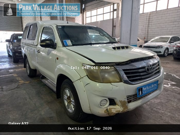 2013 TOYOTA HILUX 3.0 D-4D RAIDER 4X4 (ODO : 582980)