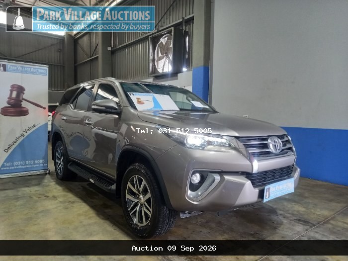 2017 TOYOTA FORTUNER 2.8GD6 RB AT (ODO : 62579)