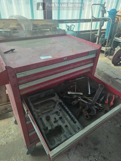LOT AMPR TOOL TROLLEY WITH TOOLS - INCOMPLETE TOOL SET