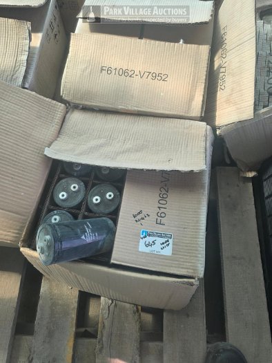 10 BOXES EPCOS CAPACITOR 6000 MICRO F 400V