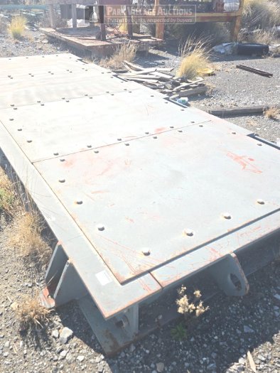 2 PIECES HEAVY STEEL PLATFORMS