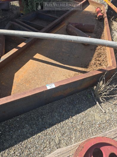 LOT CRUSHER STRUCTURAL STEEL, VERY HEAVY - SCRAP AND SCRAP TRAILER