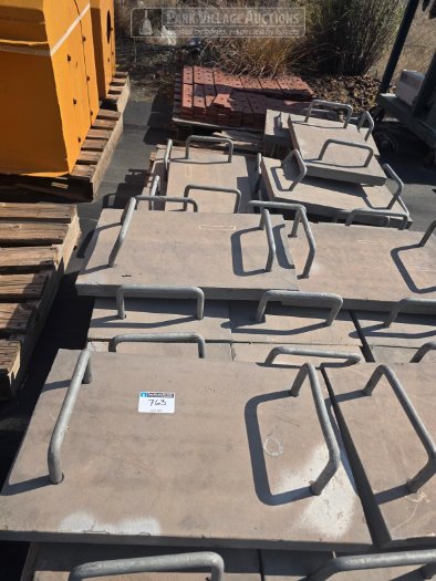 LOT GALVANIZED PLATES