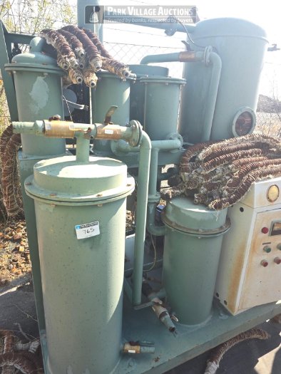 1 X GREEN CYLINDER - SCRAP
