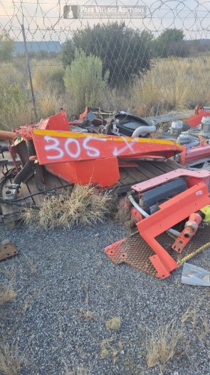 LOT ASSORTED SANDVIK DS411 BOLTOR AND SPARES