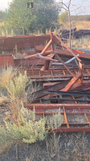 LOT SCRAP METAL