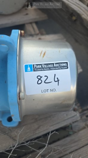 DOLLY PUSHERS, SHANKS, OLD PUMPS, VALVES, COUPLINGS, SCRAP - TUNGSTEN DRILL BITS
