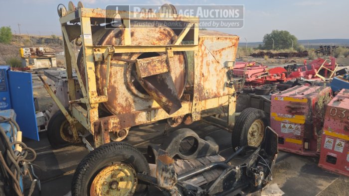 1 X CONCRETE MIXER - OLD SCRAP