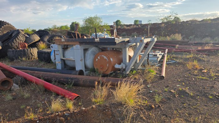 ASSORTED SCRAP METAL
