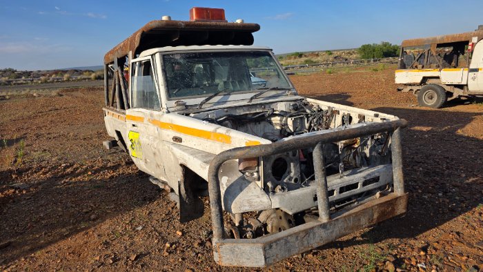 TOYOTA LAND CRUISER 79 CHASSIS, CAB AND BIN - SCRAP