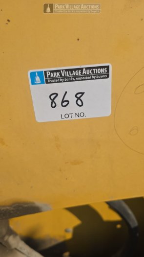 GEHL SKID STEER V330, NO WHEELS - NON RUNNER