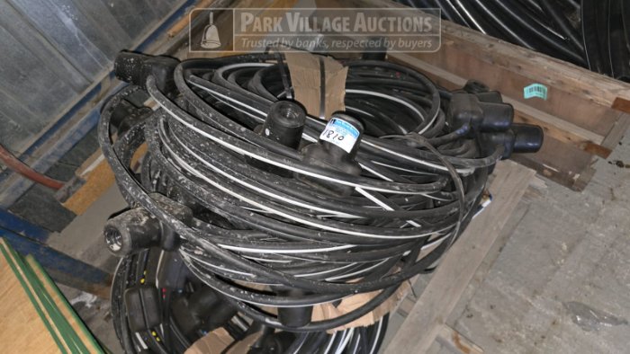 33 X AXXIS EXPLOSIVE SURFACE WIRE - EXCLUDING SHELVING