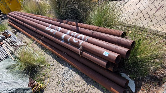 19 X 100MM X 6M PIPES