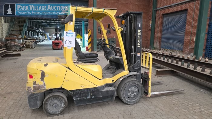 HYSTER 2 TON DIESEL FORKLIFT, 3835HRS - SERIAL NO - ABYDFGA3C1A06402V