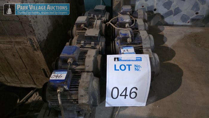 9 X SMALL ELECTRIC MOTORS