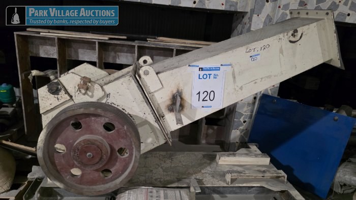 STEEL JAW CRUSHER