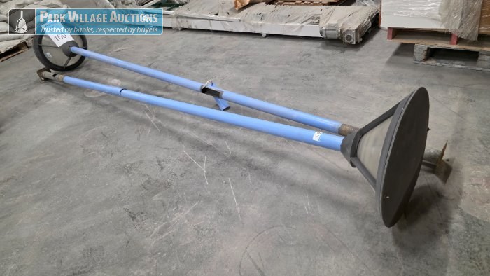 2 X PORTABLE STREET LIGHTS