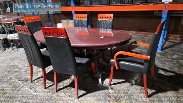 6 X BLACK LEATHER CHAIRS AND DINING TABLE