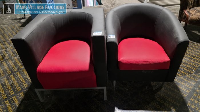 2 X ASSORTED LEATHER TUB CHAIRS