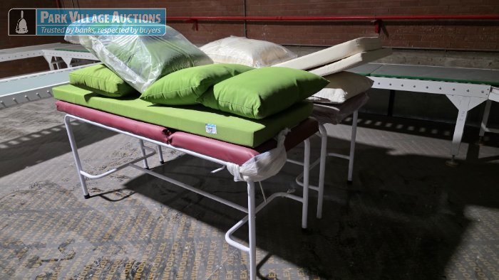 2 X MEDICAL BEDS