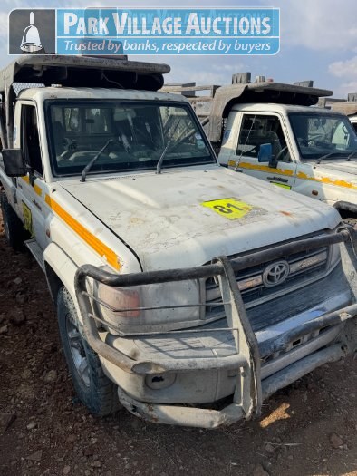 2017 TOYOTA LAND CRUISER 79, 4.2TD, SINGLE CAB LDV,