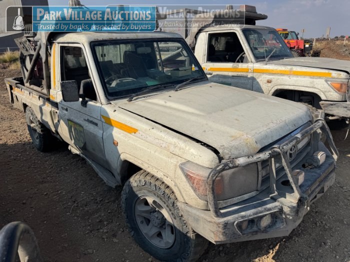 2014 TOYOTA LAND CRUISER 79, 4.2TD, SINGLE CAB LDV DEREGISTERED