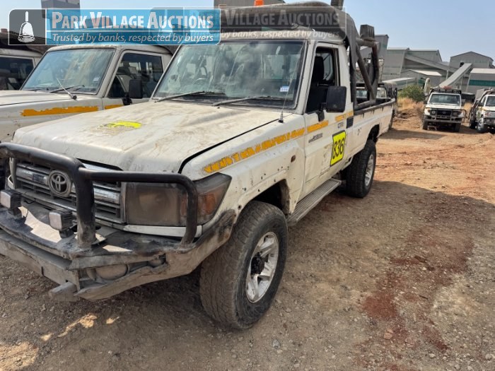 2014 TOYOTA LAND CRUISER 79, 4.2TD, SINGLE CAB LDV ACCIDENT DAMAGED, DEREGISTERED