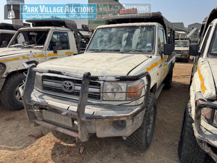 2014 TOYOTA LAND CRUISER 79, 4.2TD, SINGLE CAB LDV, DEREGISTERED