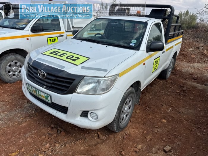 2015 TOYOTA HILUX 2.5 D-4D SINGLE CAB LDV, MANUAL.