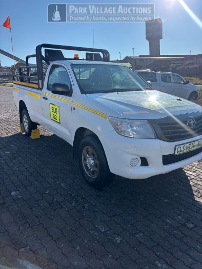 2015 TOYOTA HILUX 2.5 D-4D SINGLE CAB LDV, MANUAL.