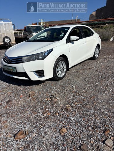 2015 TOYOTA COROLLA 1.8 SEDAN, MANUAL,