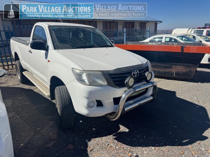 2015 TOYOTA HILUX 2.5 D-4D SRX, SINGLE CAB LDV, MANUAL,,
