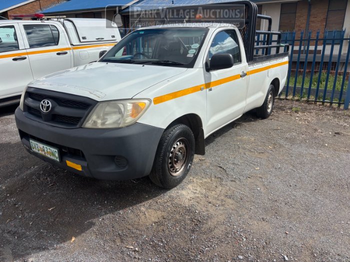 2008 TOYOTA HILUX 2.0 VVTI, SINGLE CAB LDV, MANUAL,