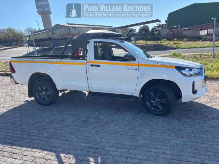 2023 TOYOTA HILUX 2.4GD6 RAIDER, SINGLE CAB LDV,  MANUAL,