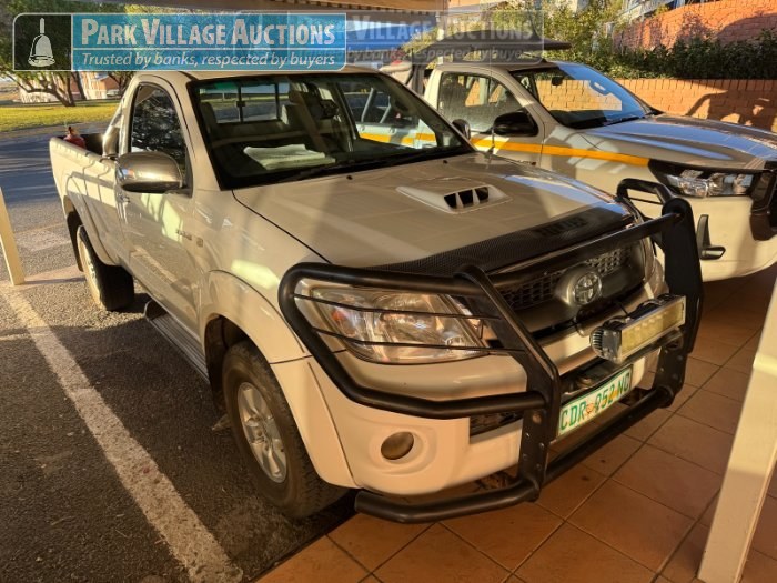 2014 TOYOTA HILUX 3.0 D4D RAIDER SINGLE CAB LDV, MANUAL,