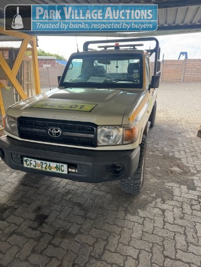 2012 TOYOTA LAND CRUISER 79, 4.2D, SINGLE CAB LDV, MANUAL,