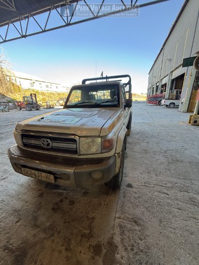 2014 TOYOTA LANDCRUISER 4.2 4WD SINGLE CAB LDV