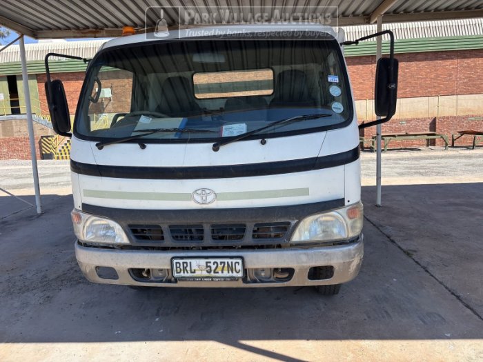 2003 TOYOTA DYNA, DROPSIDE TRUCK